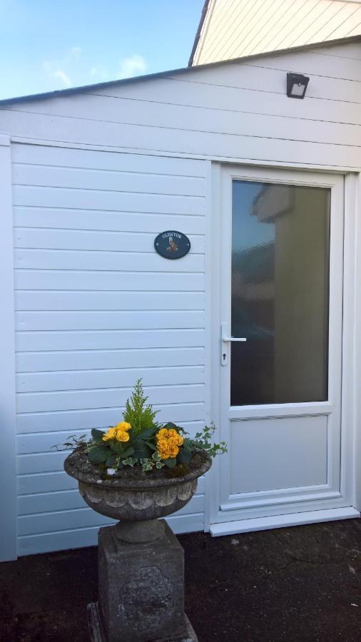 Owly 'Ouse Bed & Breakfast Barnstaple Exterior photo